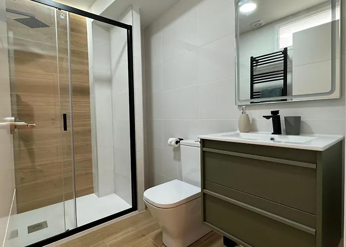 Balcon De Patios Con Parking Lejlighed