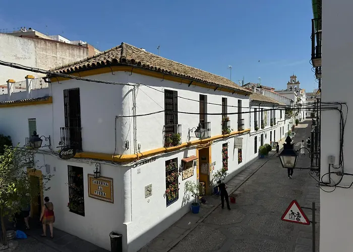 Balcon De Patios Con Parking דירה *