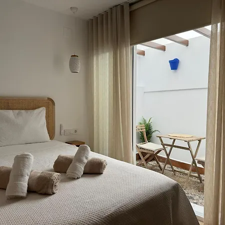 Balcon De Patios Con Parking قرطبة