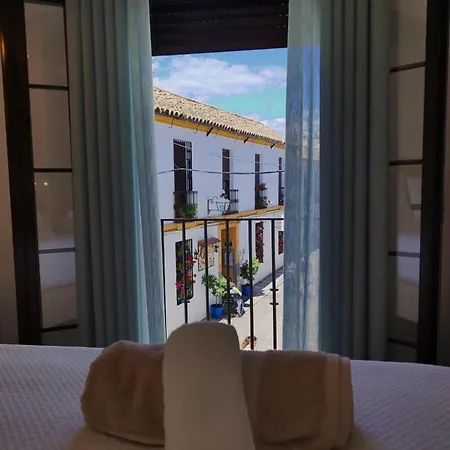 Balcon De Patios Con Parking شقة *