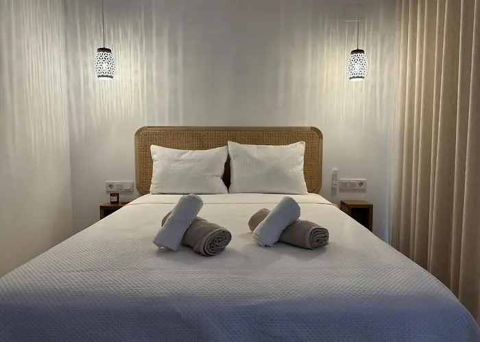 Balcon De Patios Con Parking * Córdoba