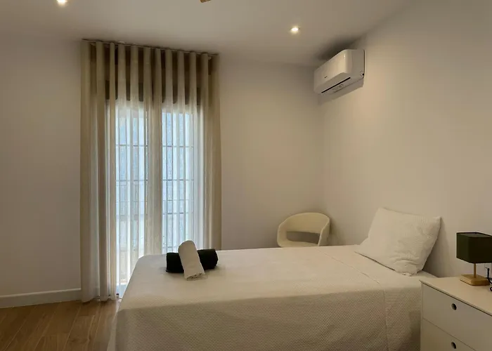 Balcon De Patios Con Parking *