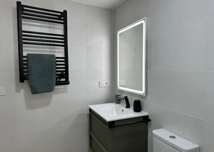 Balcon De Patios Con Parking Apartmán *